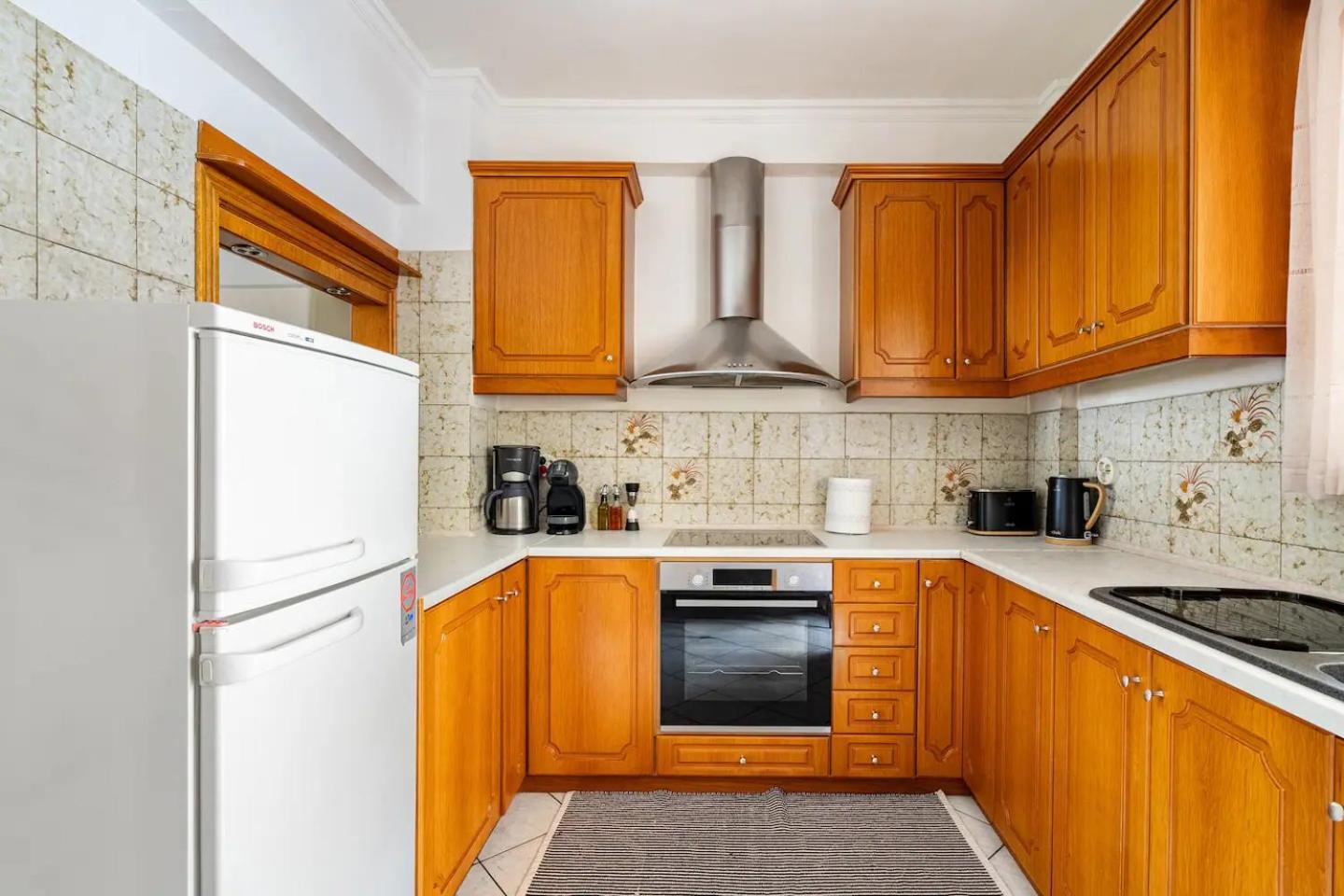 Apartment Live Like An Athenian!