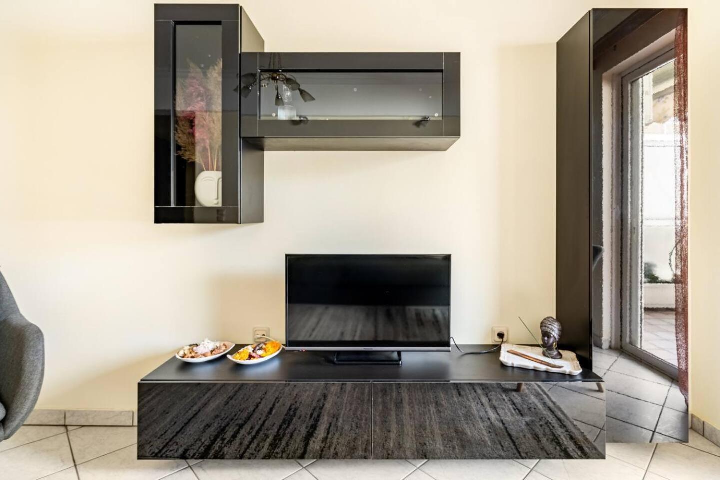 Live Like An Athenian! Apartment *